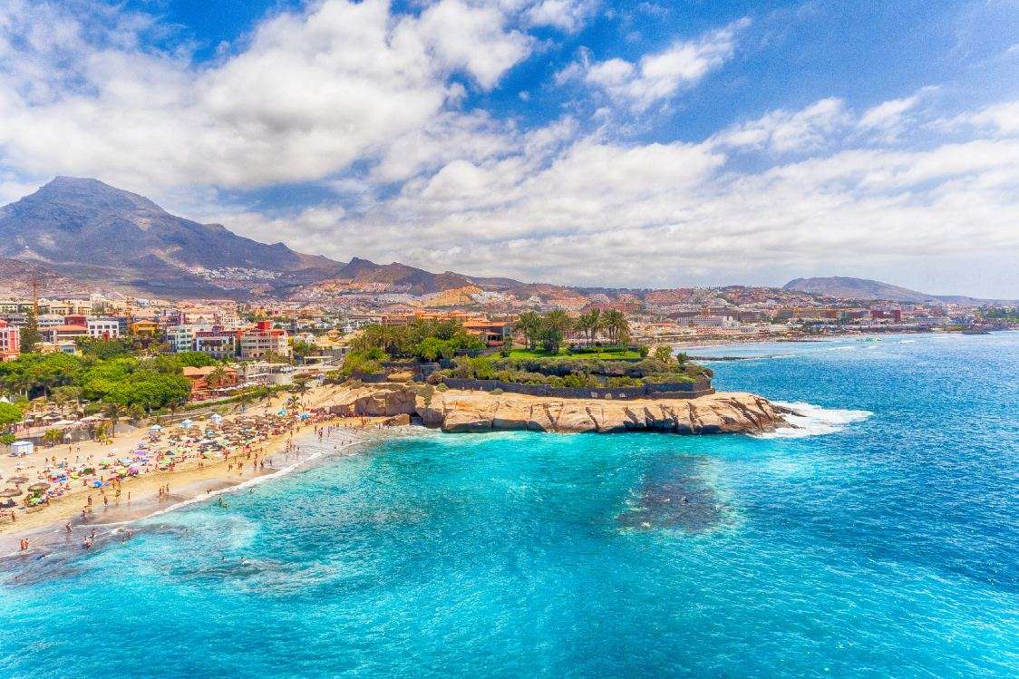 Férias e viagens a Tenerife esperam por você!