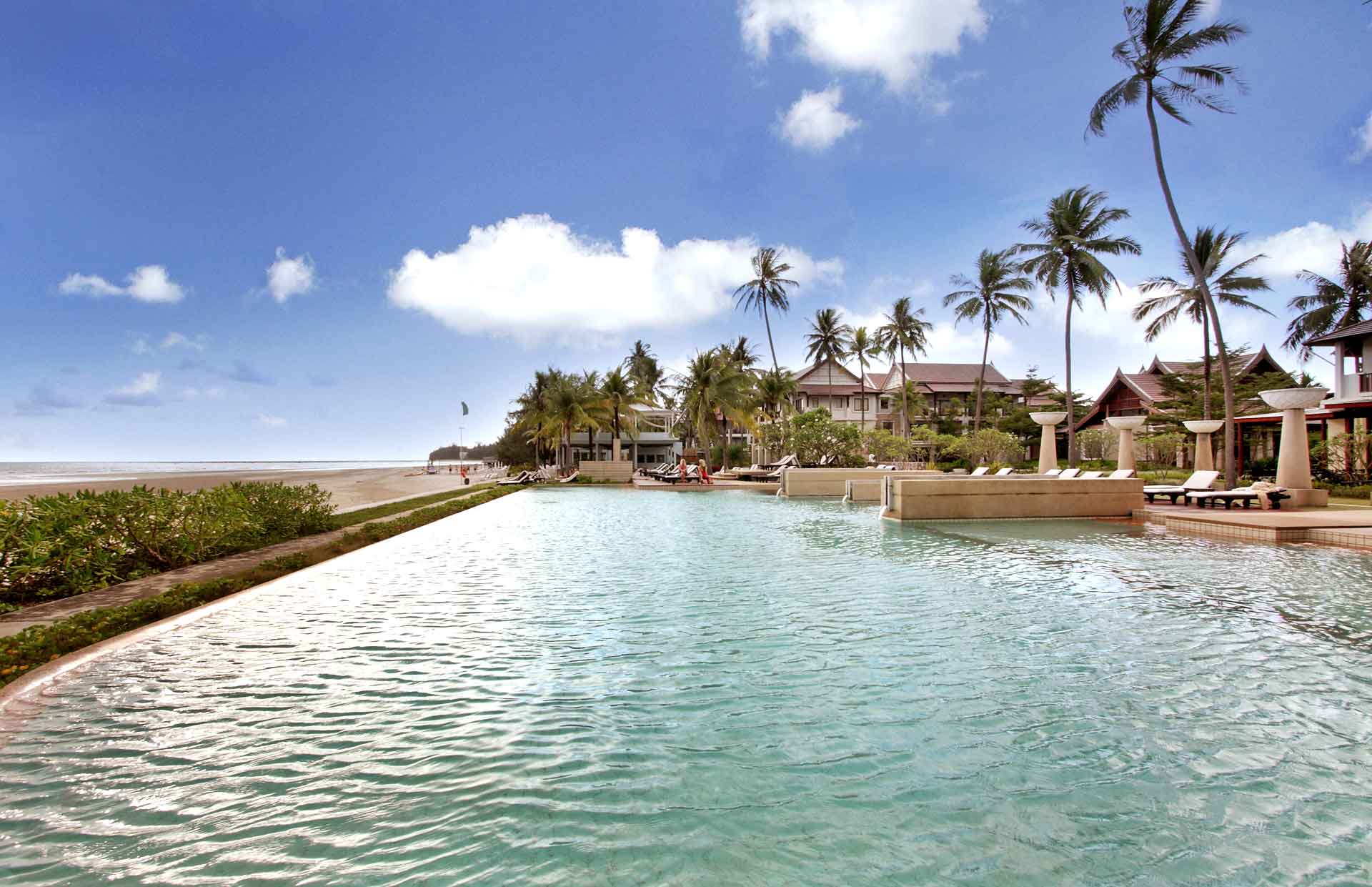 Apsara beachfront resort villa 4. Apsara Beachfront Resort Villa 4 као лак. Као лак центр. Апсара пляж. Отель Khao Lak Kalima Resort & Villas 5 *.